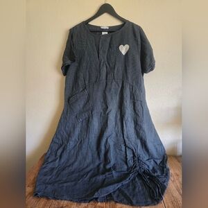 Puro Lino Black Dress w/ Ruched Hem